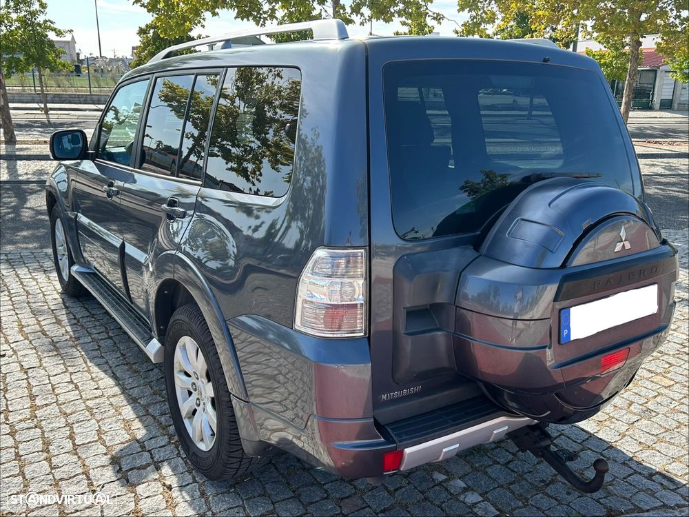 Mitsubishi Pajero 3.2 DI-D Auto Instyle - 6