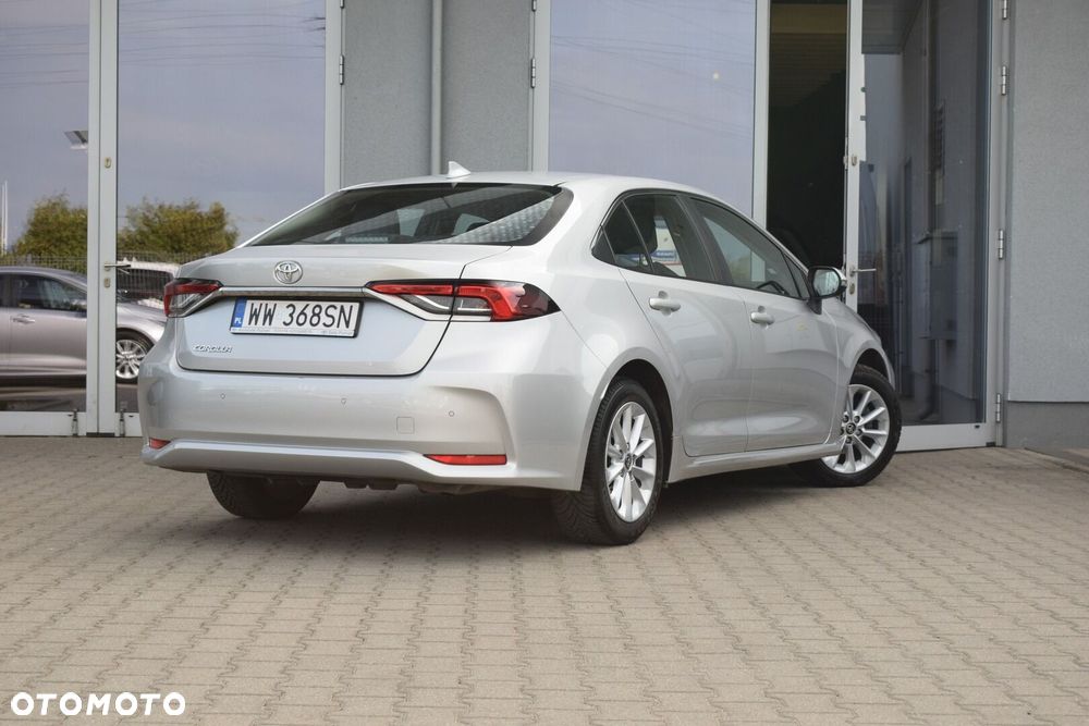 Toyota Corolla - 4