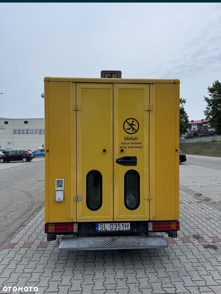 Mercedes-Benz Sprinter - 3