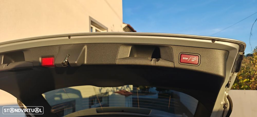 Mercedes-Benz C 300 de T 9G-TRONIC AMG Line - 10