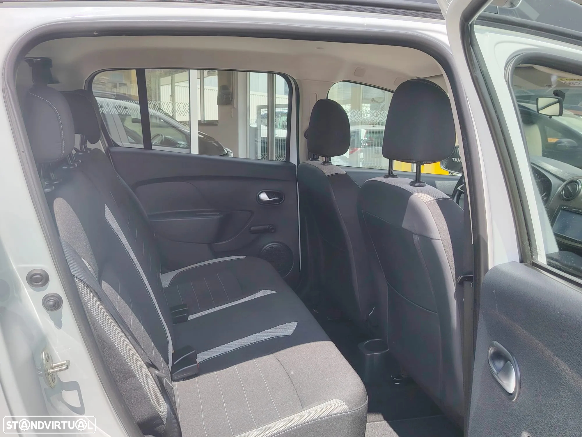 Dacia Sandero 0.9 TCe Stepway - 14