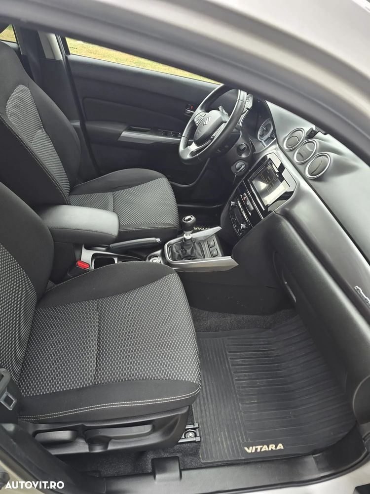 Suzuki Vitara 1.4 Passion - 7