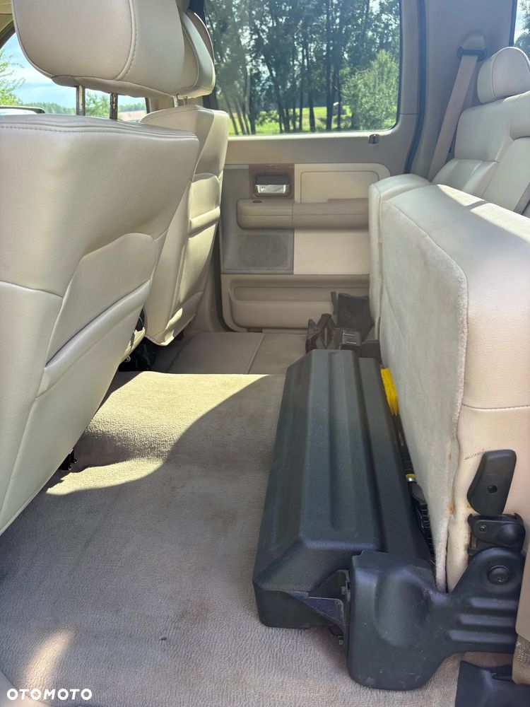 Ford F150 - 4