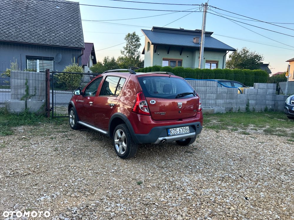 Dacia Sandero 1.6 Hi-Flex - 26