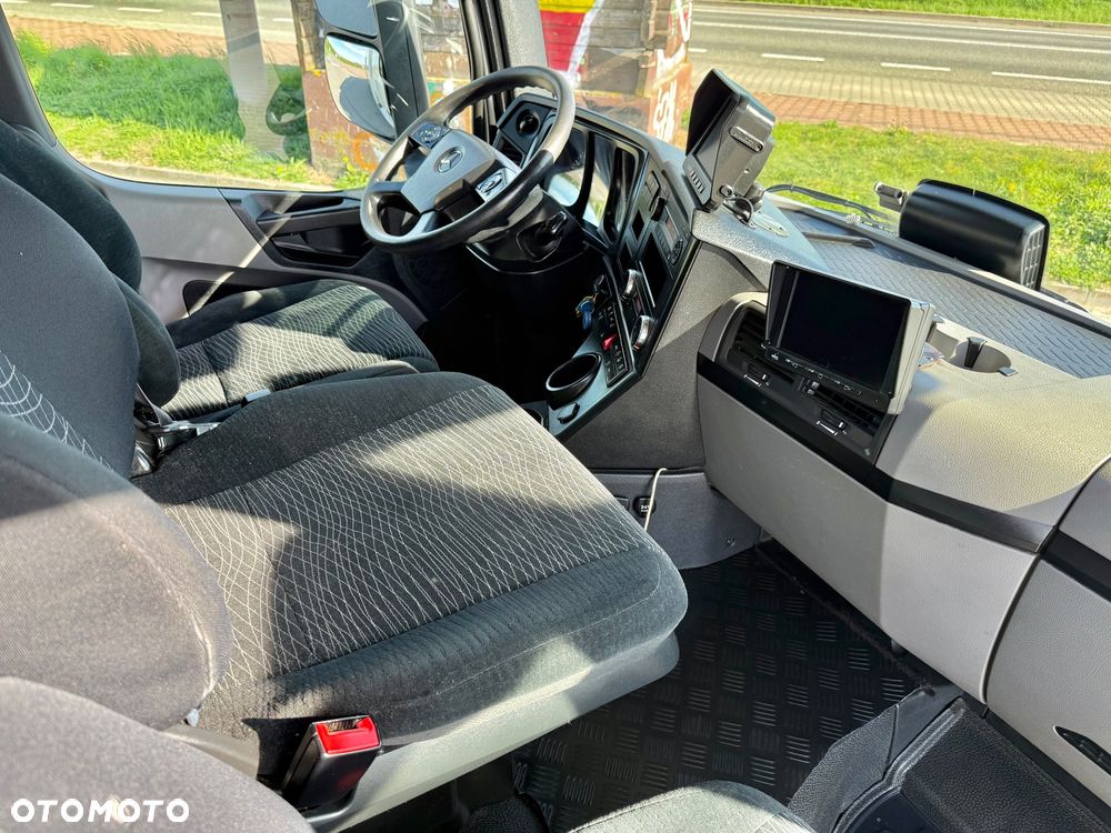 Mercedes-Benz Antos 2533 *Śmieciarka, ZOELLER MEDIUM XL 23, Euro 6, 158tyś Przebiegu* - 39