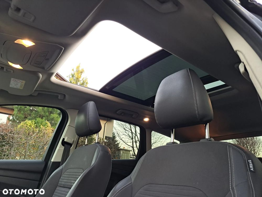 Ford Kuga 1.5 EcoBoost 2x4 Titanium - 8