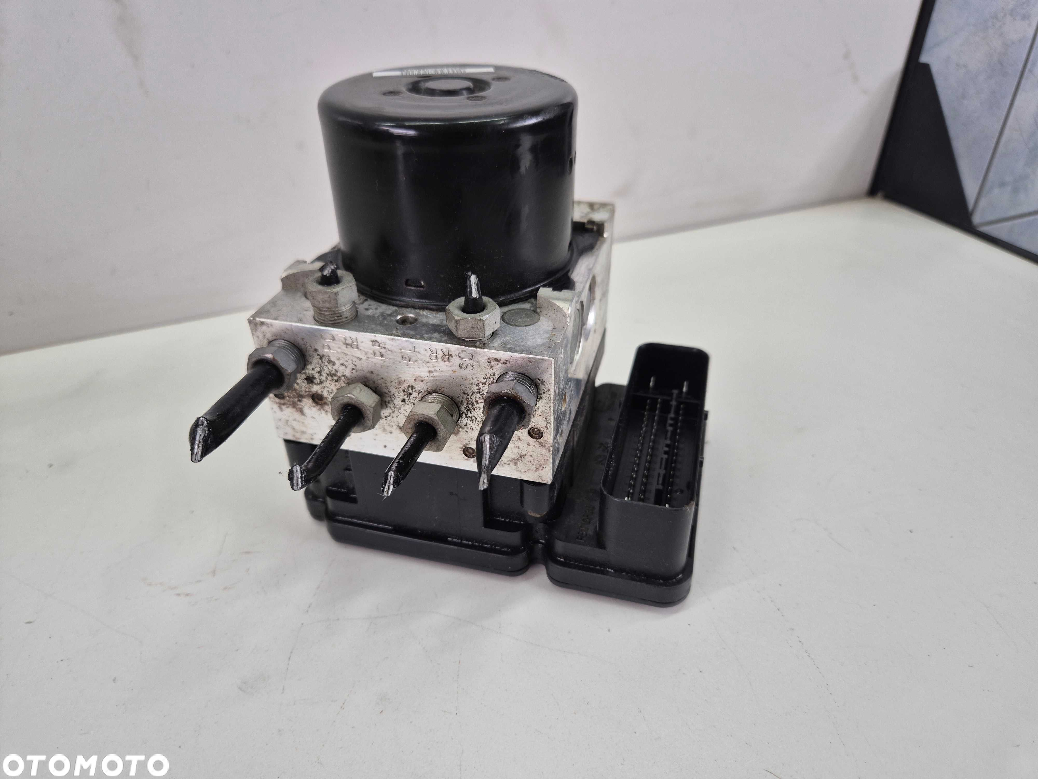 volvo v70 III xc70  pompa hamulcowa sterownik abs - 2