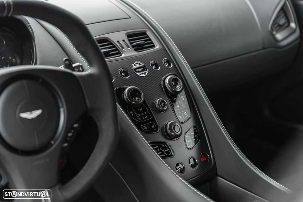 Aston Martin Vanquish - 20