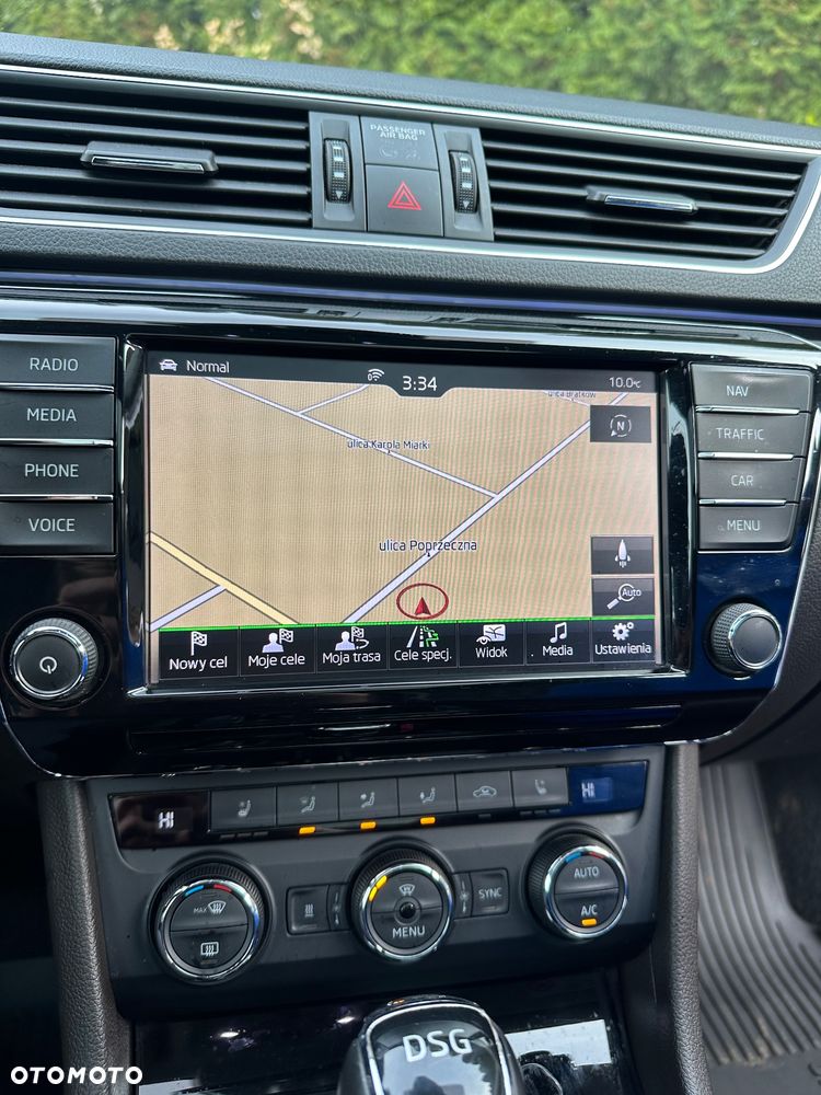 Skoda Superb 2.0 TDI DSG L&K - 31