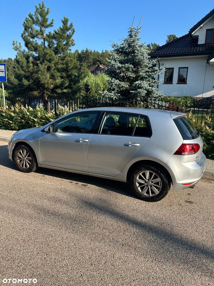 Volkswagen Golf 1.2 TSI BMT Comfortline - 4