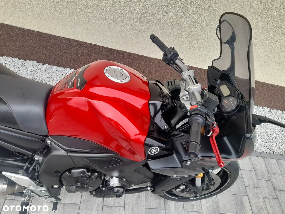Yamaha FZ - 19