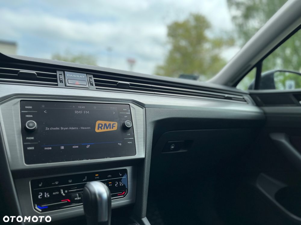 Volkswagen Passat 1.5 TSI EVO Essence DSG - 9