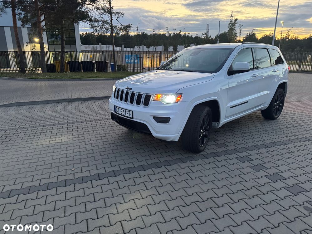 Jeep Grand Cherokee - 3