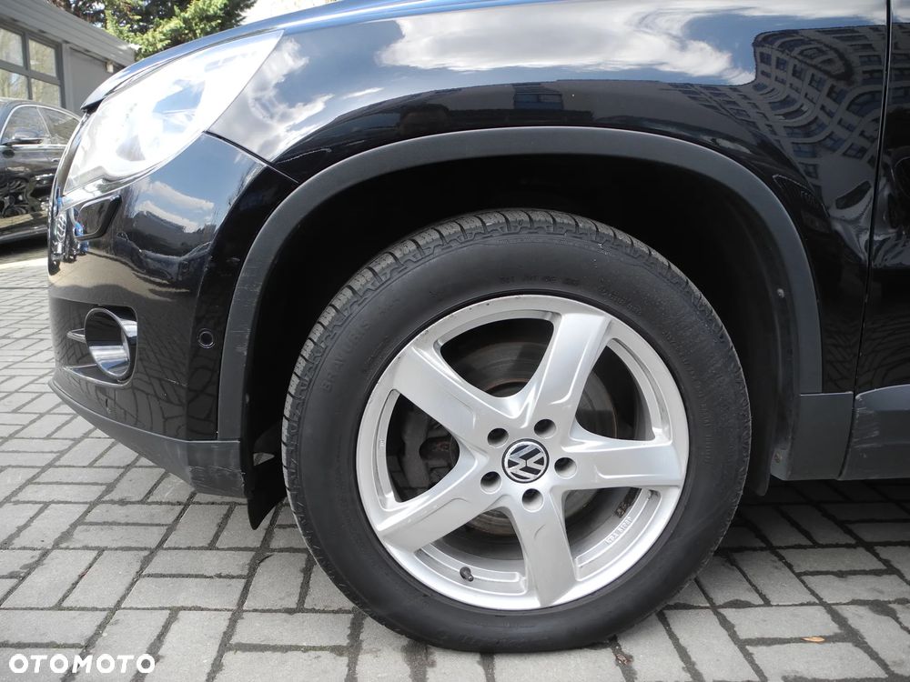Volkswagen Tiguan - 21