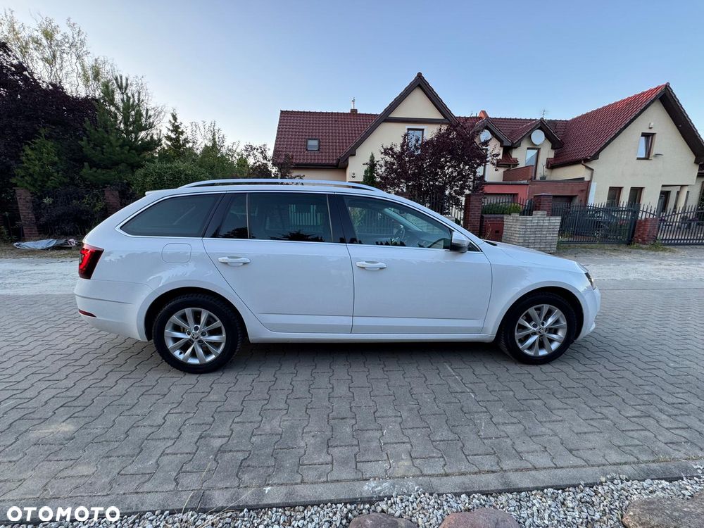 Skoda Octavia 1.5 TSI G-TEC DSG Style - 4