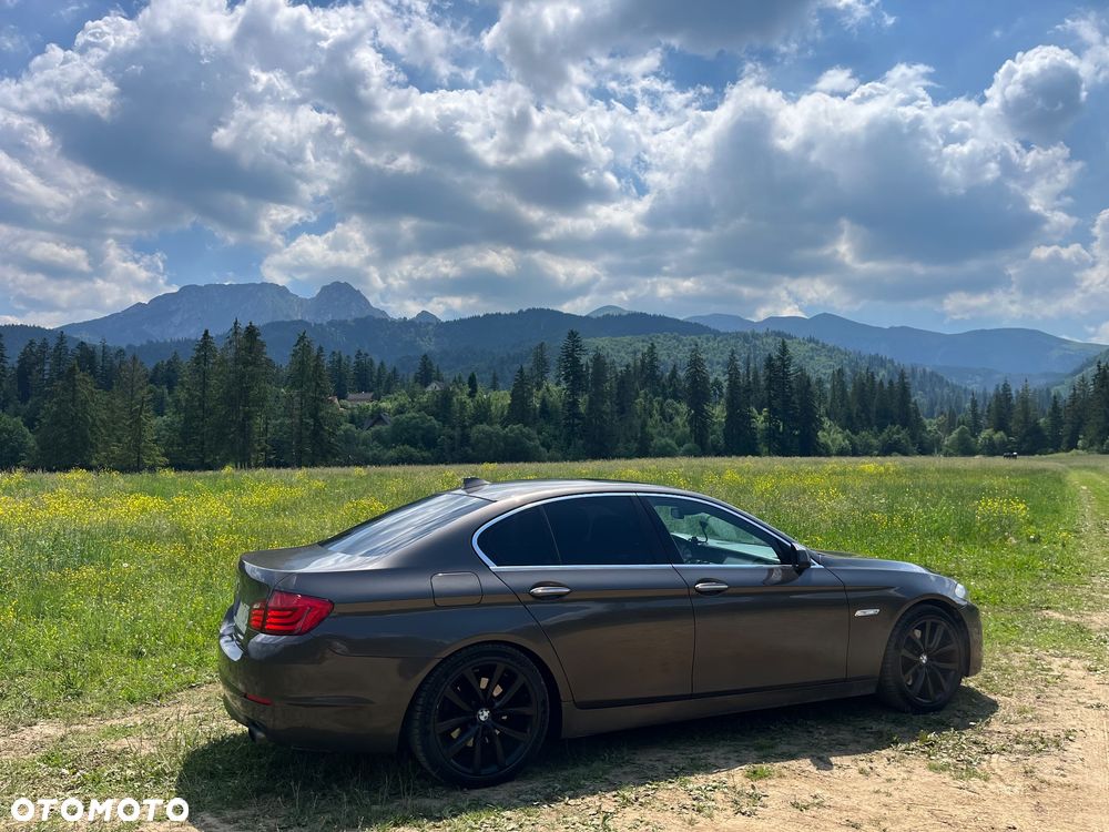 BMW Seria 5 535i xDrive Sport-Aut Modern Line - 3