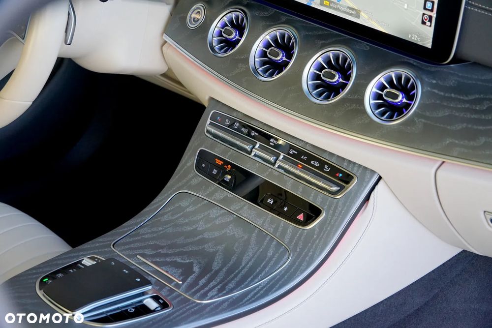 Mercedes-Benz CLS 400 d 4Matic 9G-TRONIC AMG Line - 38