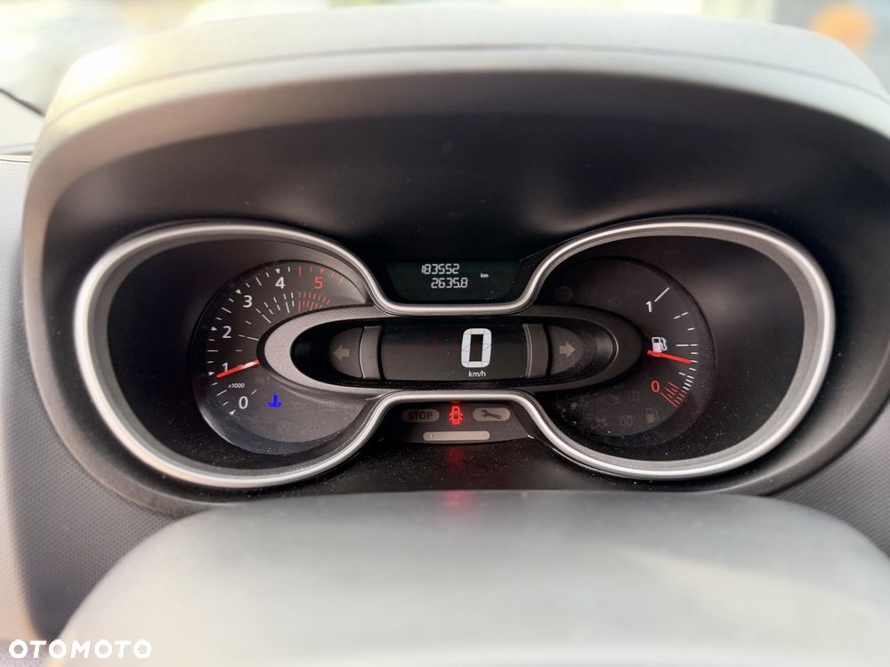 Renault Trafic - 19