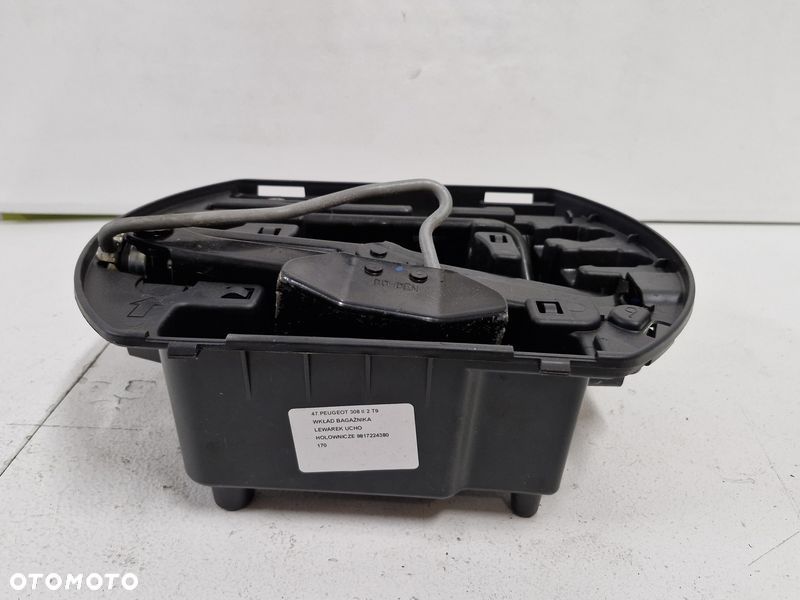 PEUGEOT 308 II 2 T9 WKŁAD BAGAŻNIKA LEWAREK UCHO HOLOWNICZE 9817224380 - 2