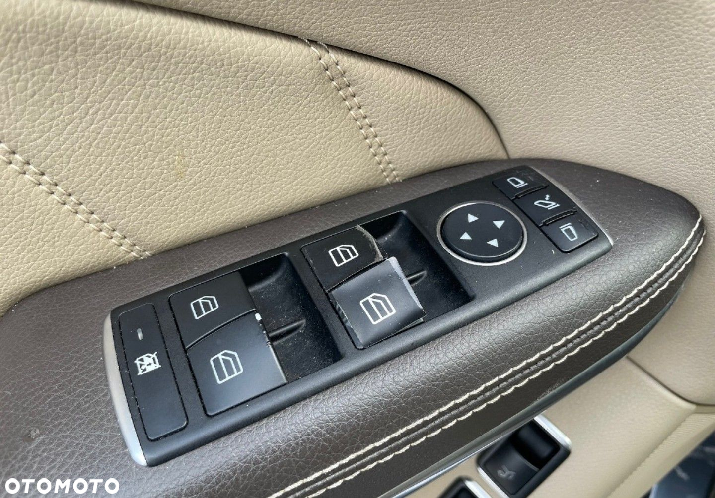 Mercedes-Benz GL - 9