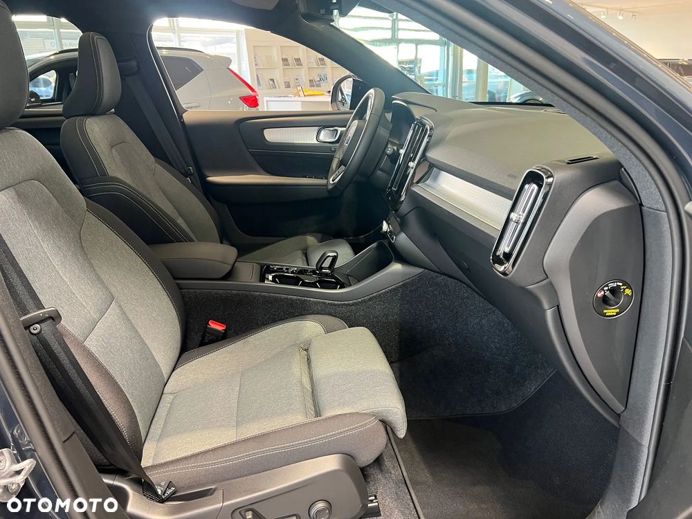Volvo XC 40 - 26