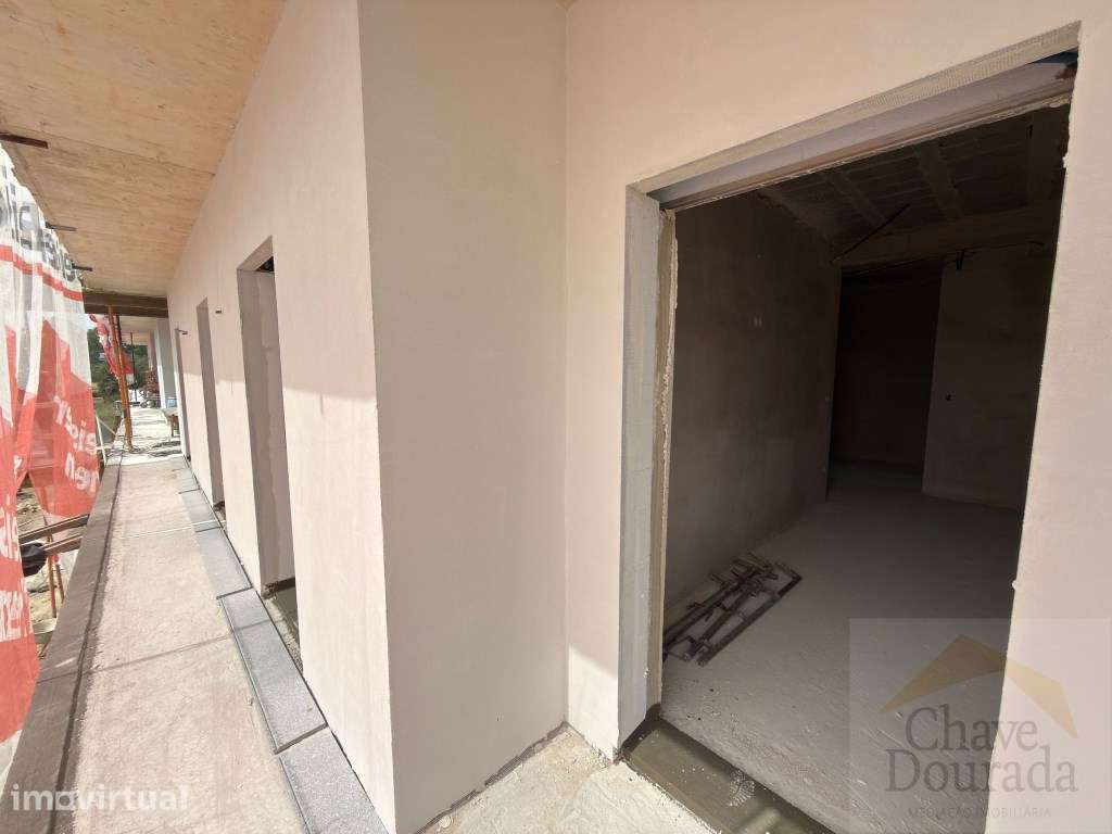 Apartamento T3+1 com garagem, na Mealhada - Grande imagem: 2/15