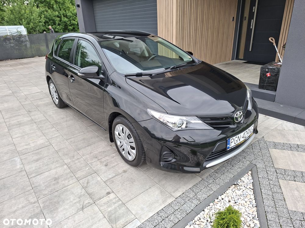 Toyota Auris - 4