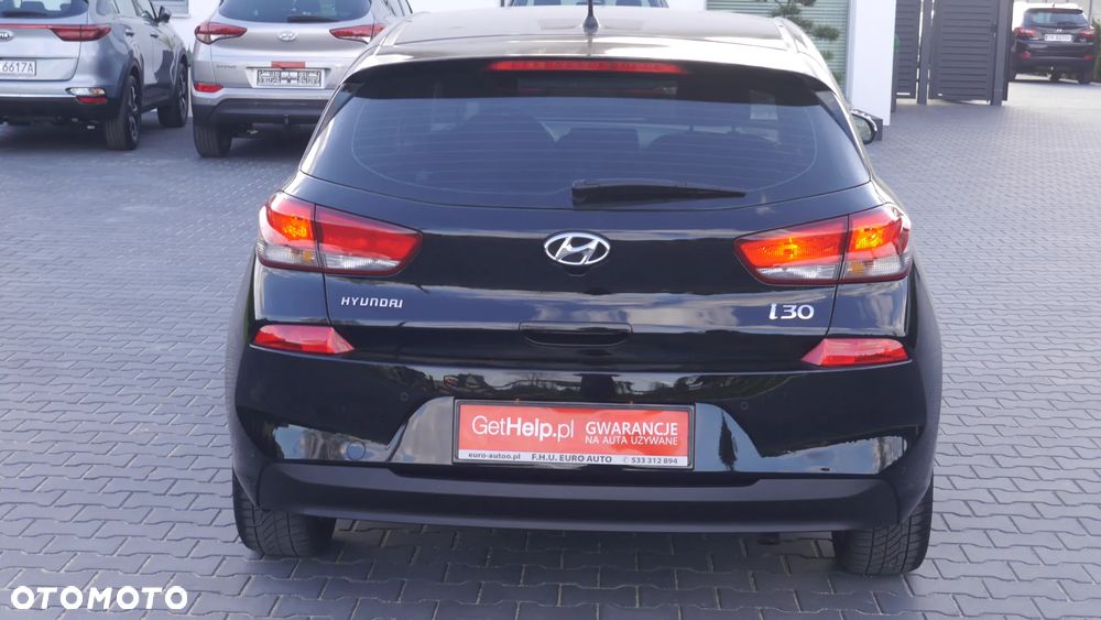 Hyundai i30 1.6 CRDi Automatik Style - 13