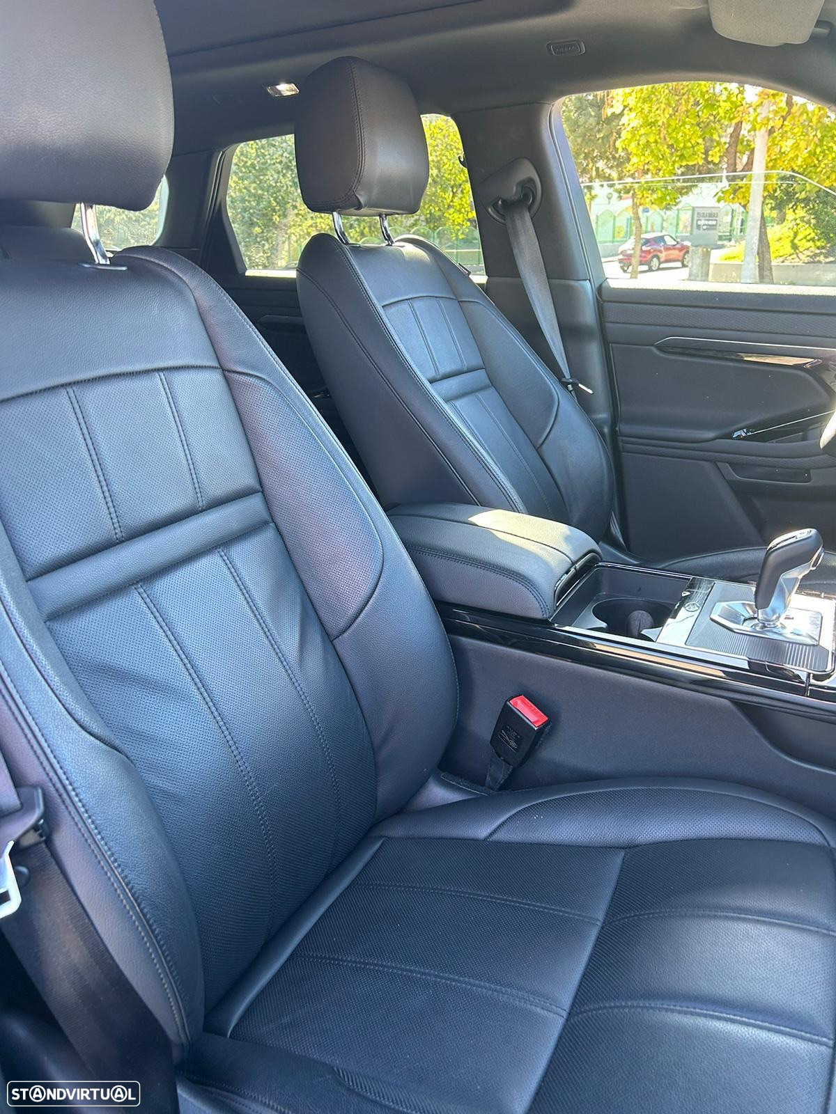 Land Rover Range Rover Evoque 1.5 P160 R-Dynamic SE Auto - 12