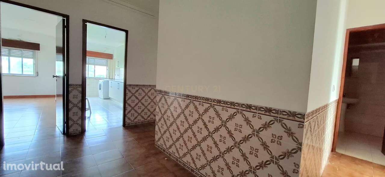 Apartamento T2 em Mem-Martins - Grande imagem: 3/17