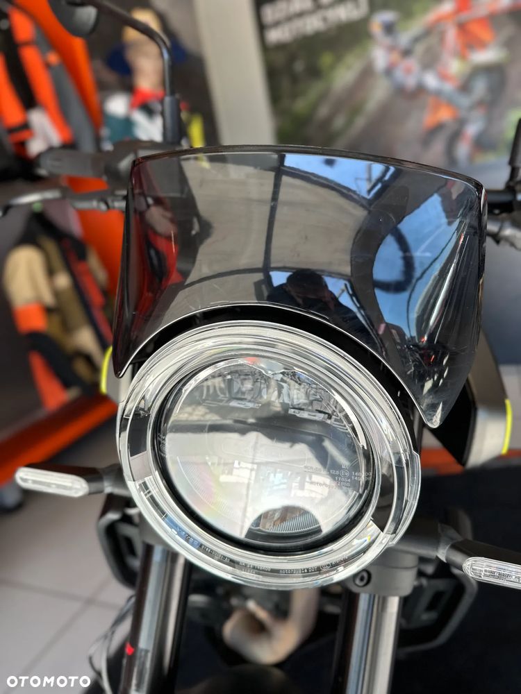 Husqvarna Svartpilen - 5