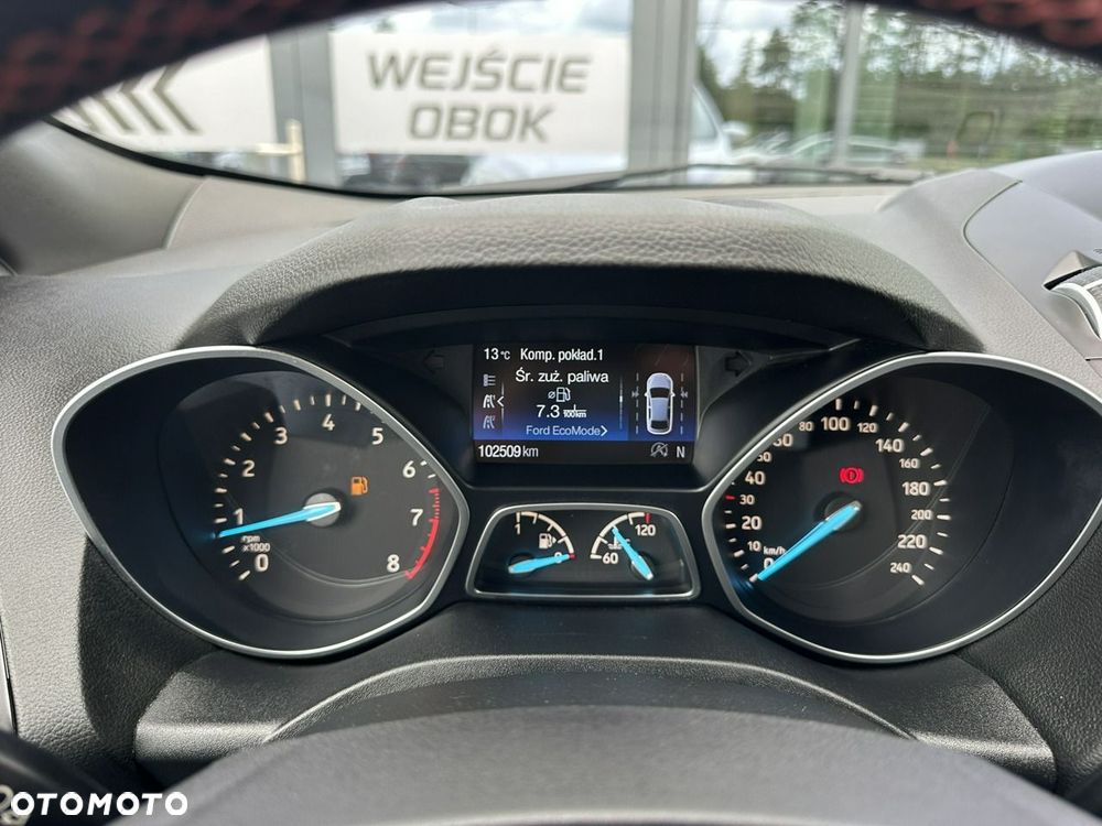 Ford Kuga 1.5 EcoBoost 2x4 ST-Line - 17
