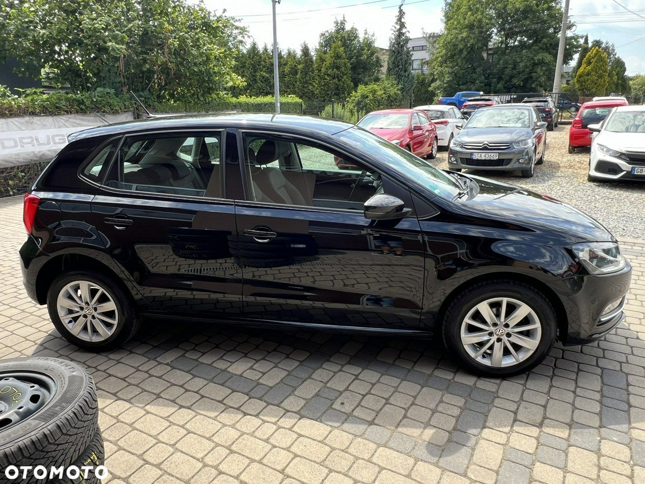 Volkswagen Polo - 4