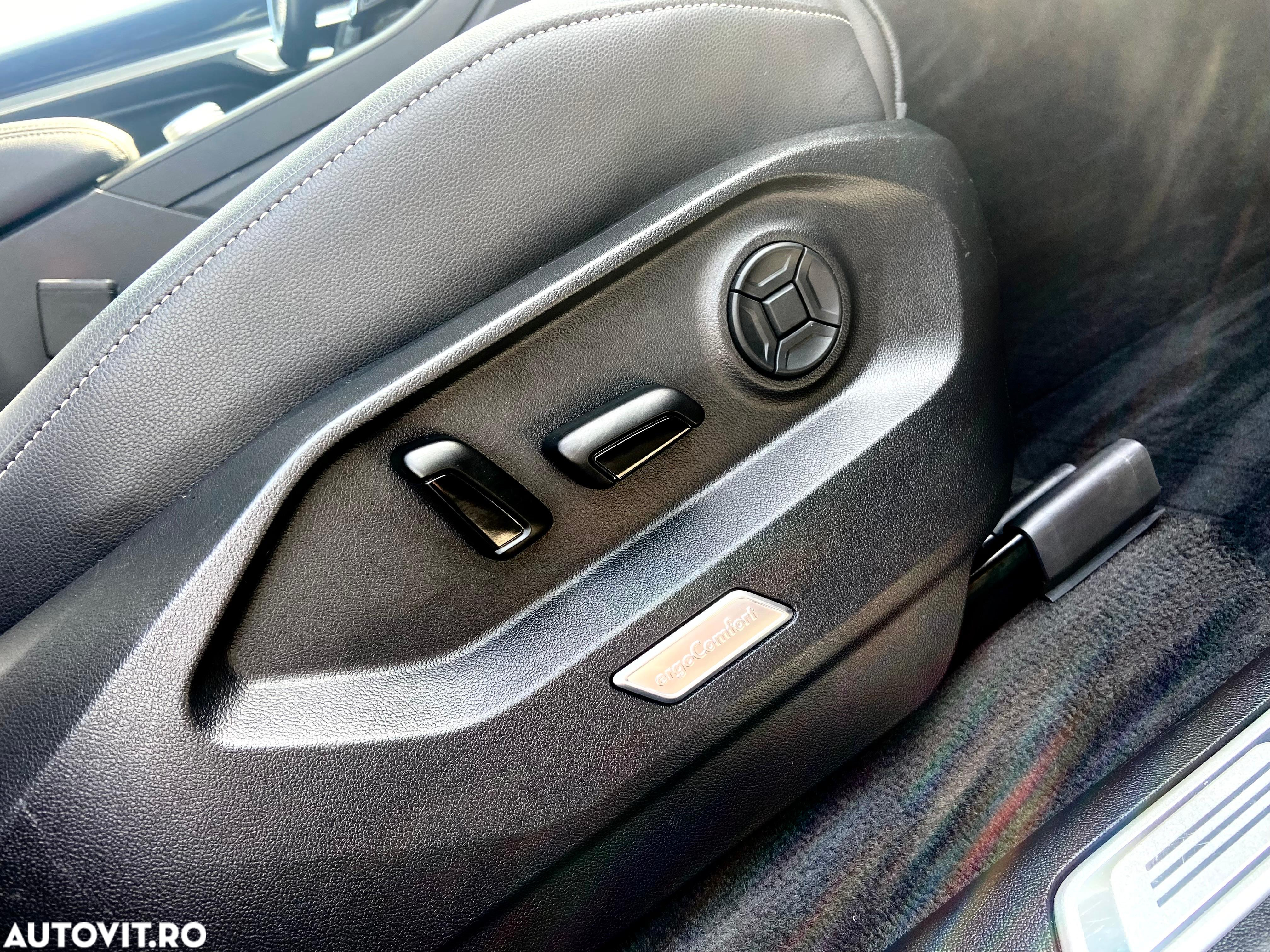Volkswagen Touareg 3.0 V6 TDI 4Motion DPF Automatik R-Line - 19