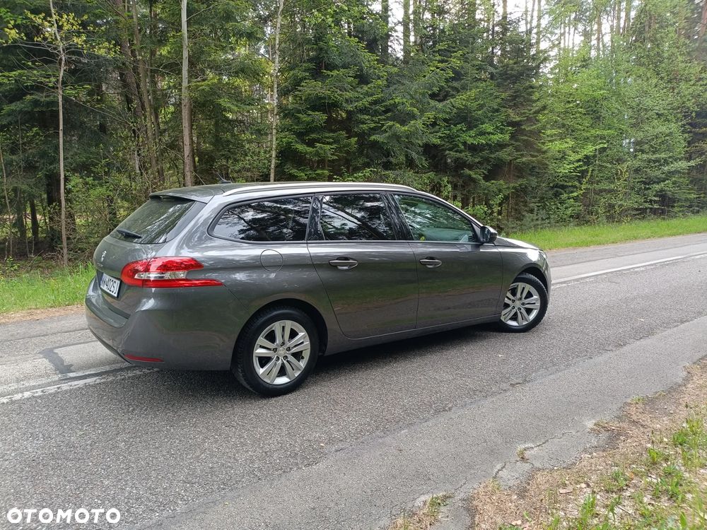 Peugeot 308 1.6 BlueHDi Allure S&S - 25