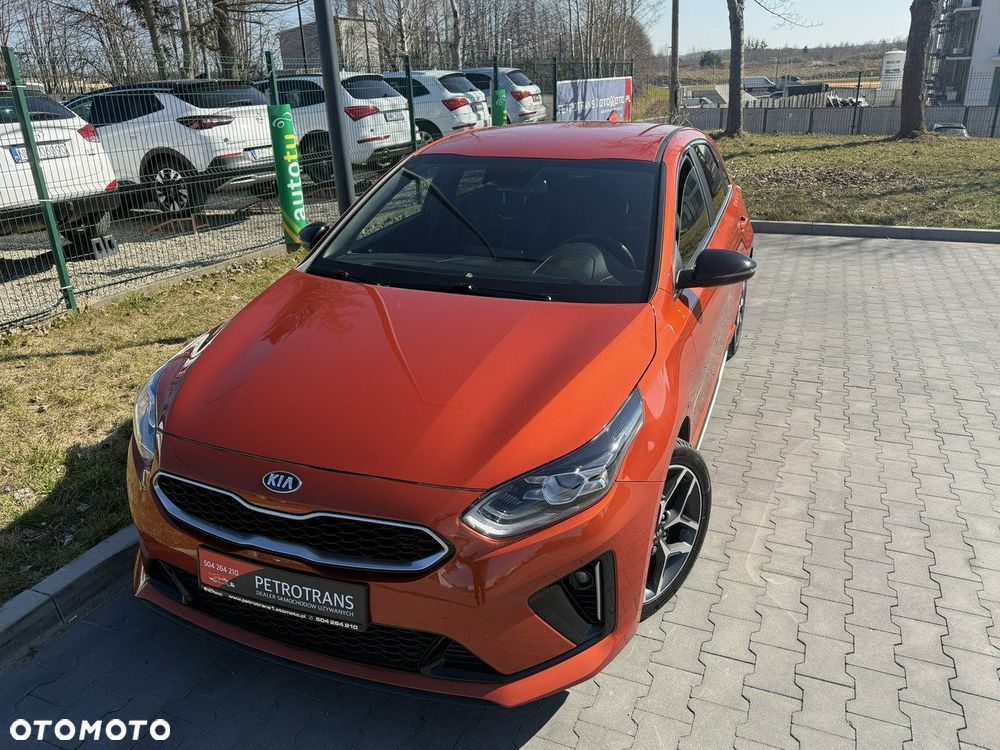 Kia Ceed 1.6 CRDi (48V Mild-Hybrid) DCT7 GT Line - 2