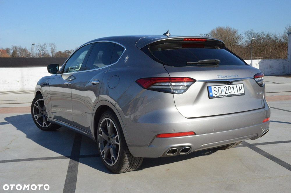 Maserati Levante MHEV Executive - 12