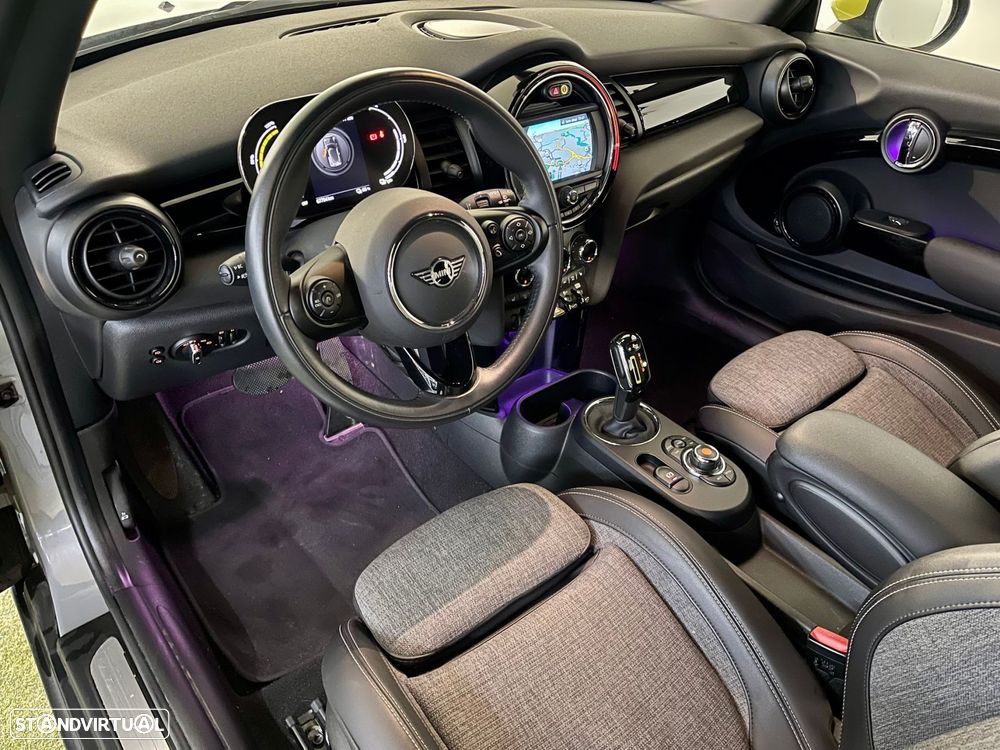 MINI 3 Portas Cooper SE Classic - 13