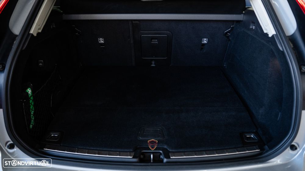 Volvo XC 60 2.0 T6 PHEV Inscription Expression AWD - 40