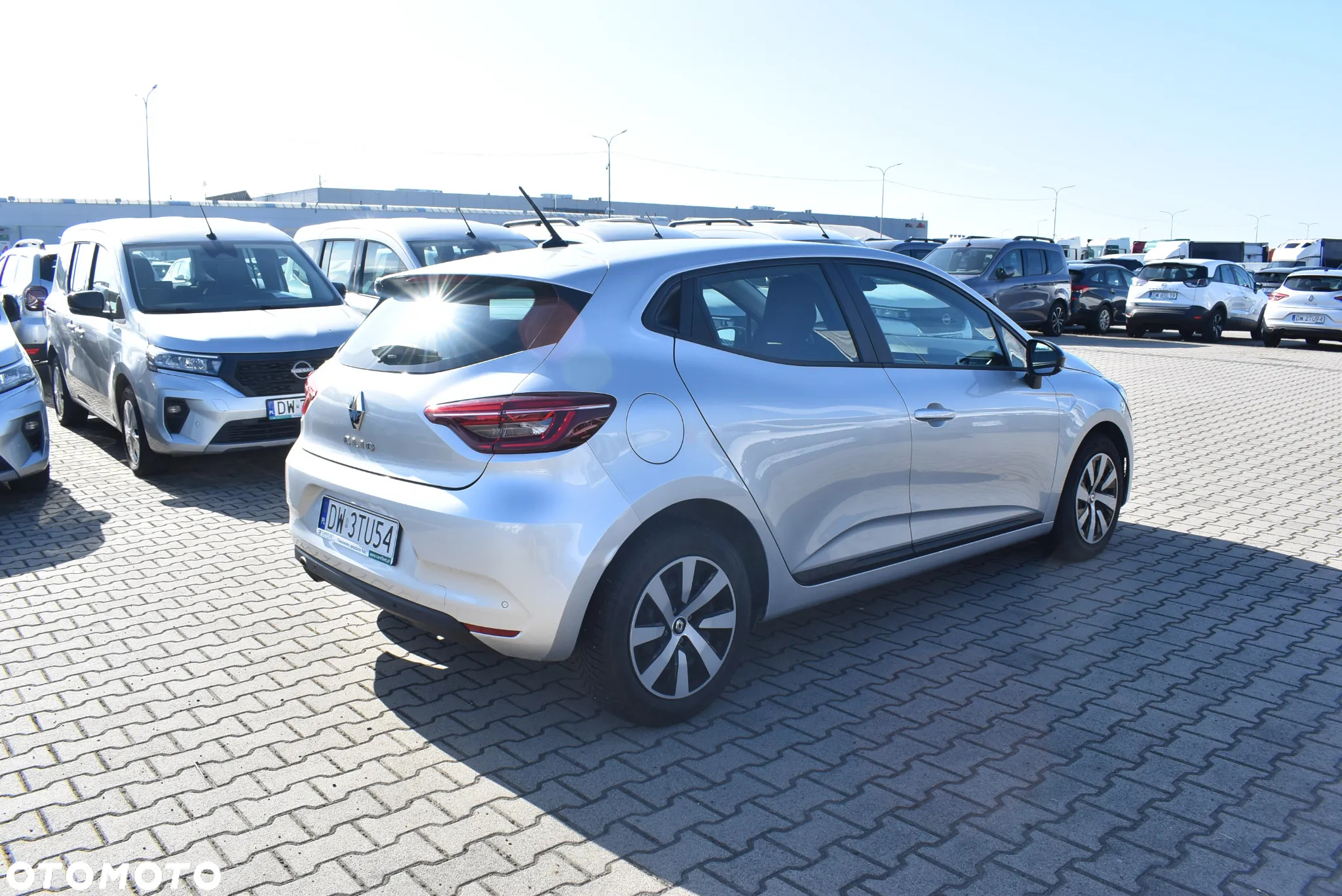 Renault Clio 1.0 TCe Equilibre - 6
