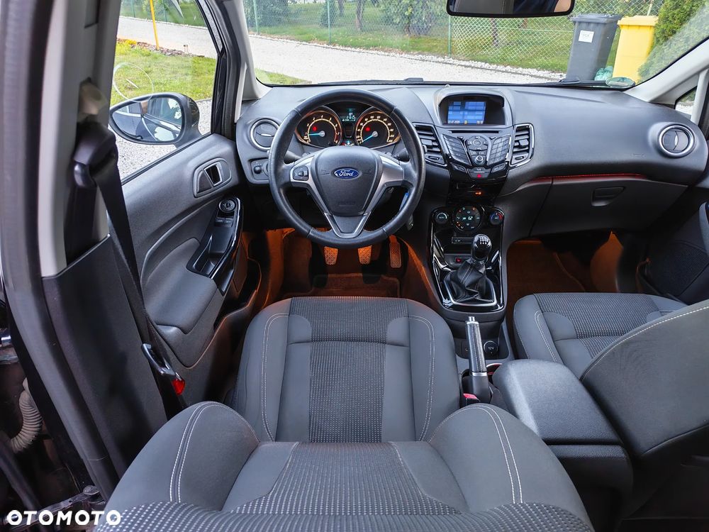 Ford Fiesta 1.0 EcoBoost Titanium - 10