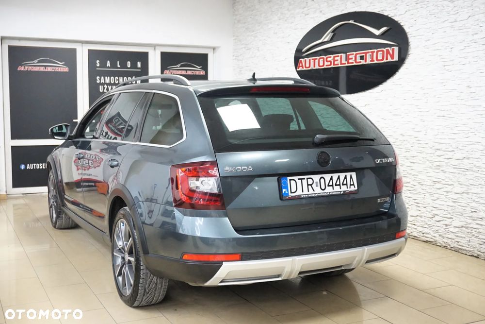 Skoda Octavia 2.0 TDI 4x4 DSG Scout - 6
