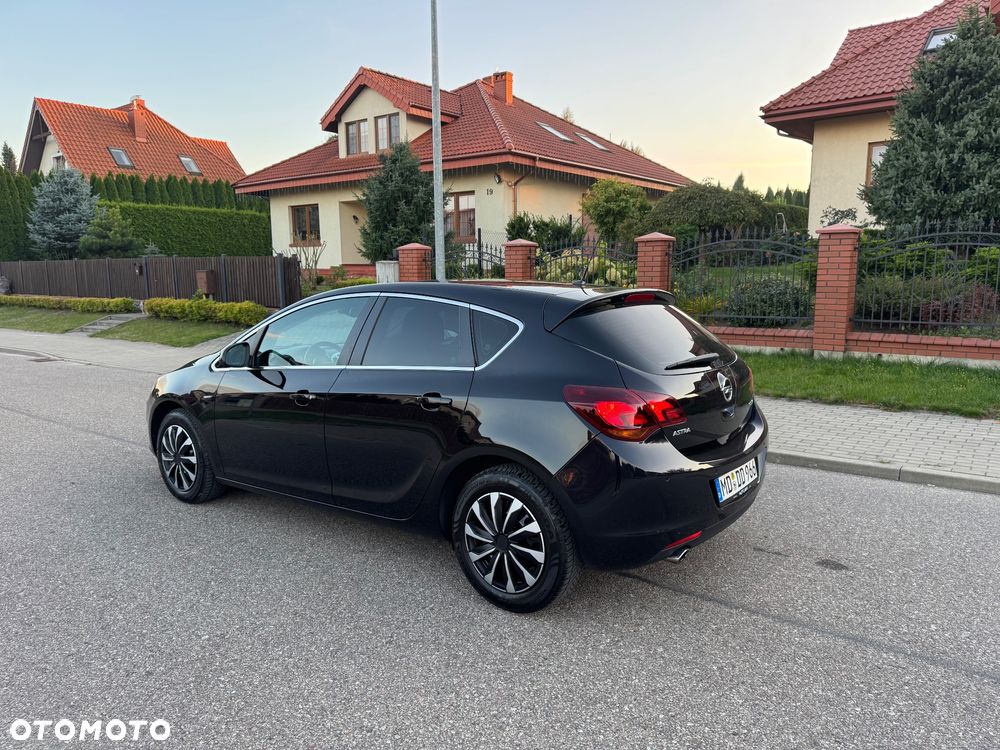 Opel Astra 1.4 Turbo Edition - 4