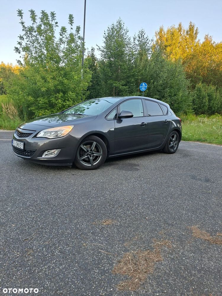 Opel Astra 1.4 T Cosmo - 2