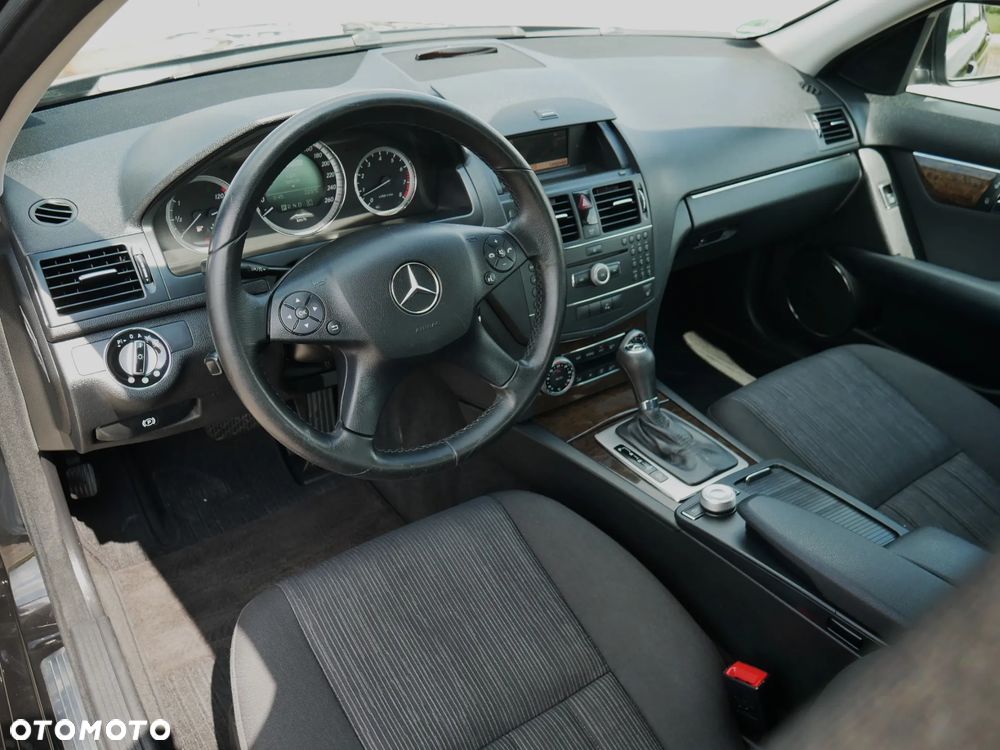 Mercedes-Benz Klasa C - 21