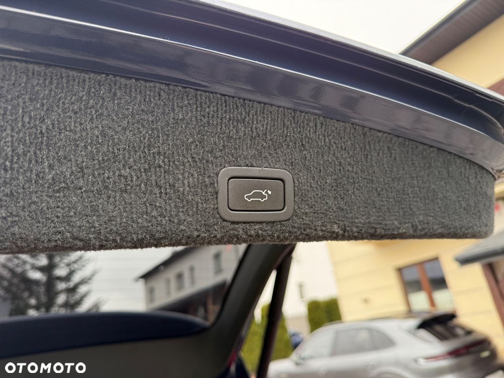 Volvo XC 60 D5 AWD Geartronic Summum - 27