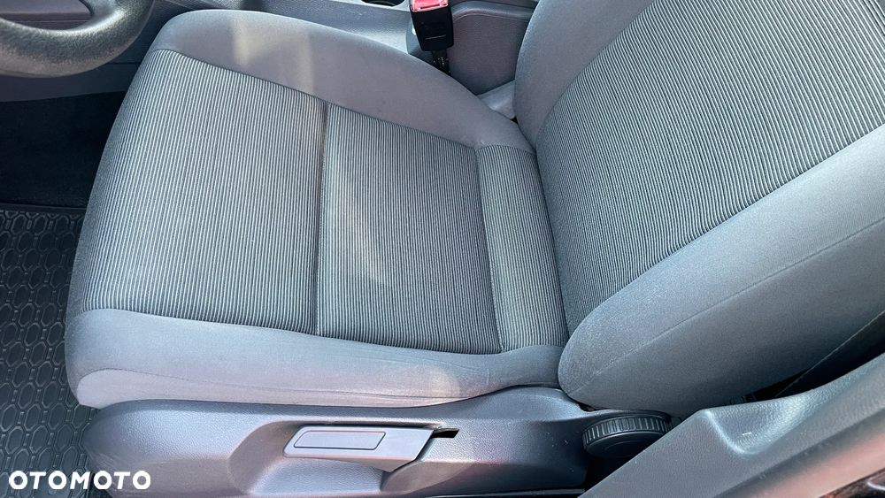 Volkswagen Golf 1.9 TDI Trendline - 8