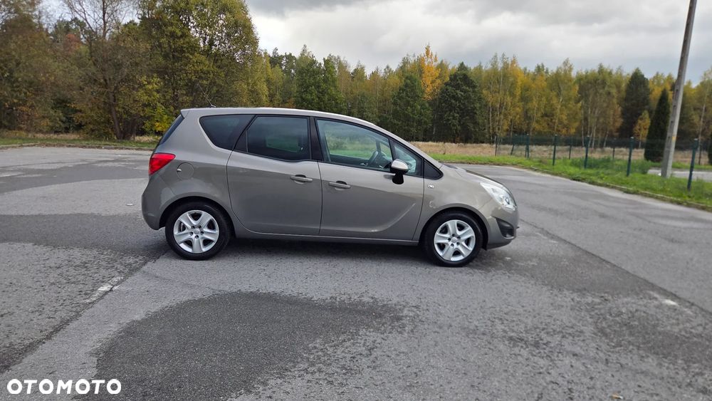 Opel Meriva 2011 photo 5