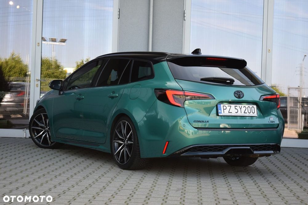 Toyota Corolla 2.0 Hybrid GR Sport Dynamic - 3