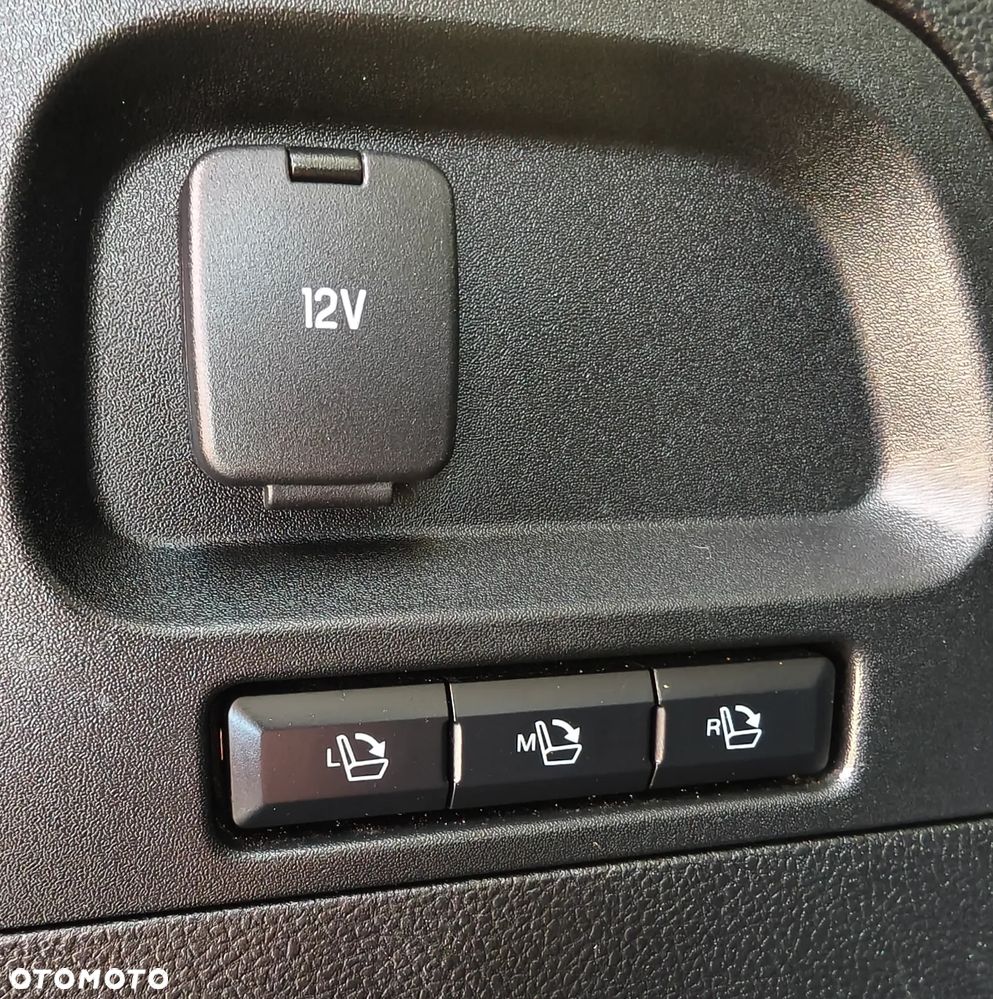 Ford S-Max 2.0 TDCi Titanium - 21